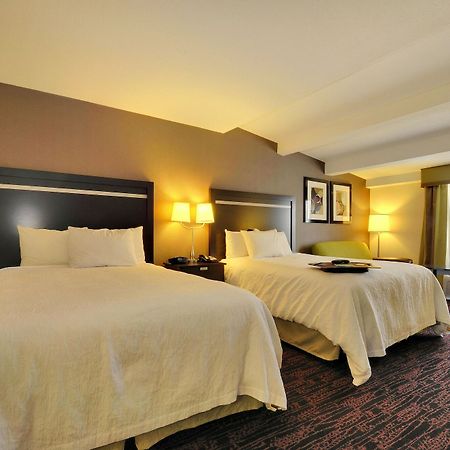 Hampton Inn Jericho - Westbury Екстериор снимка
