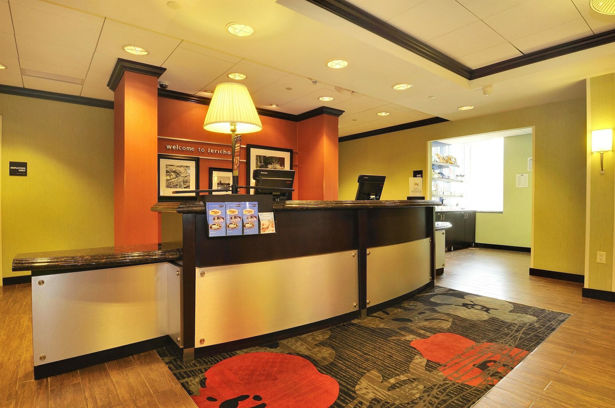 Hampton Inn Jericho - Westbury Екстериор снимка