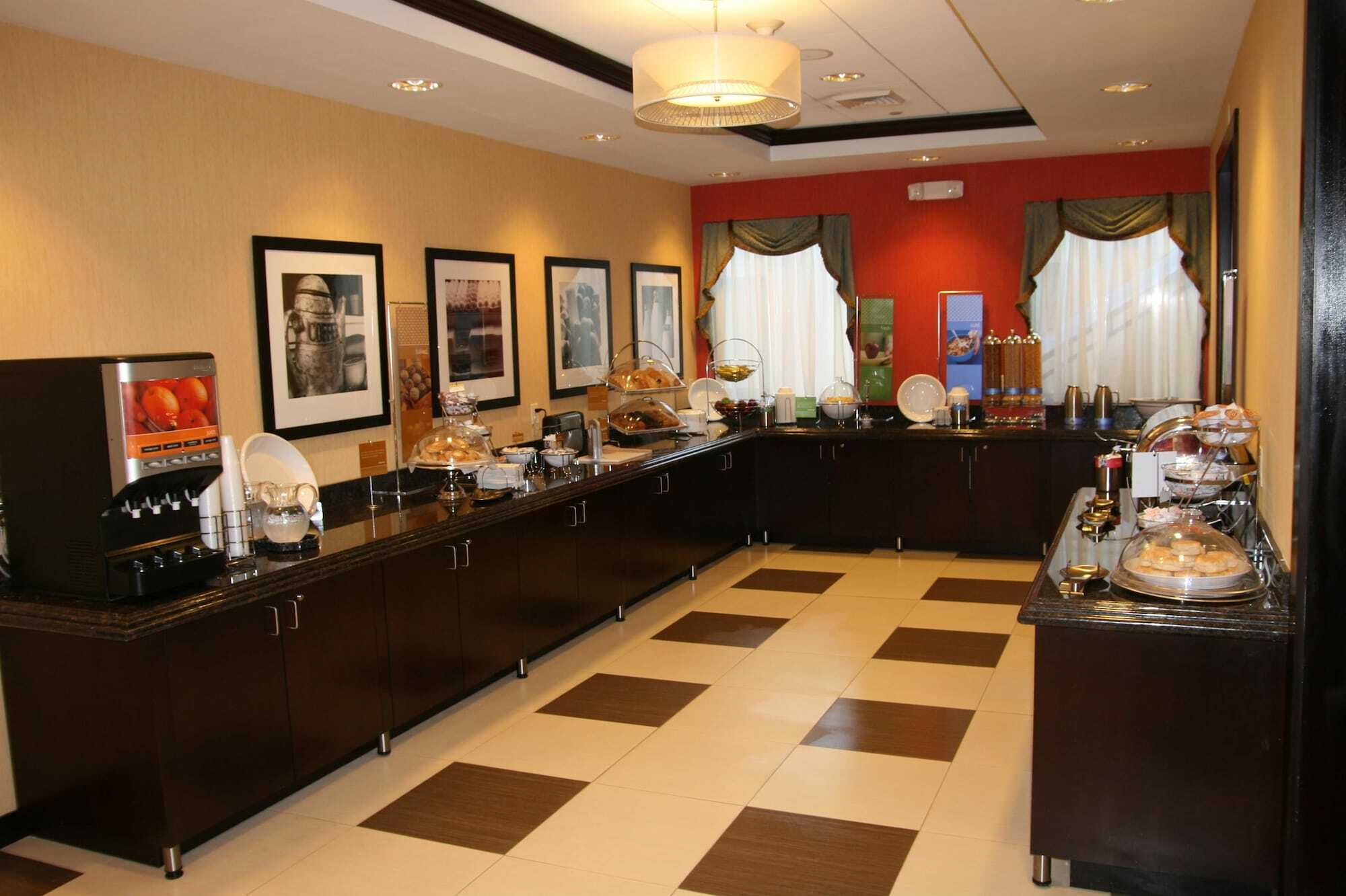 Hampton Inn Jericho - Westbury Екстериор снимка