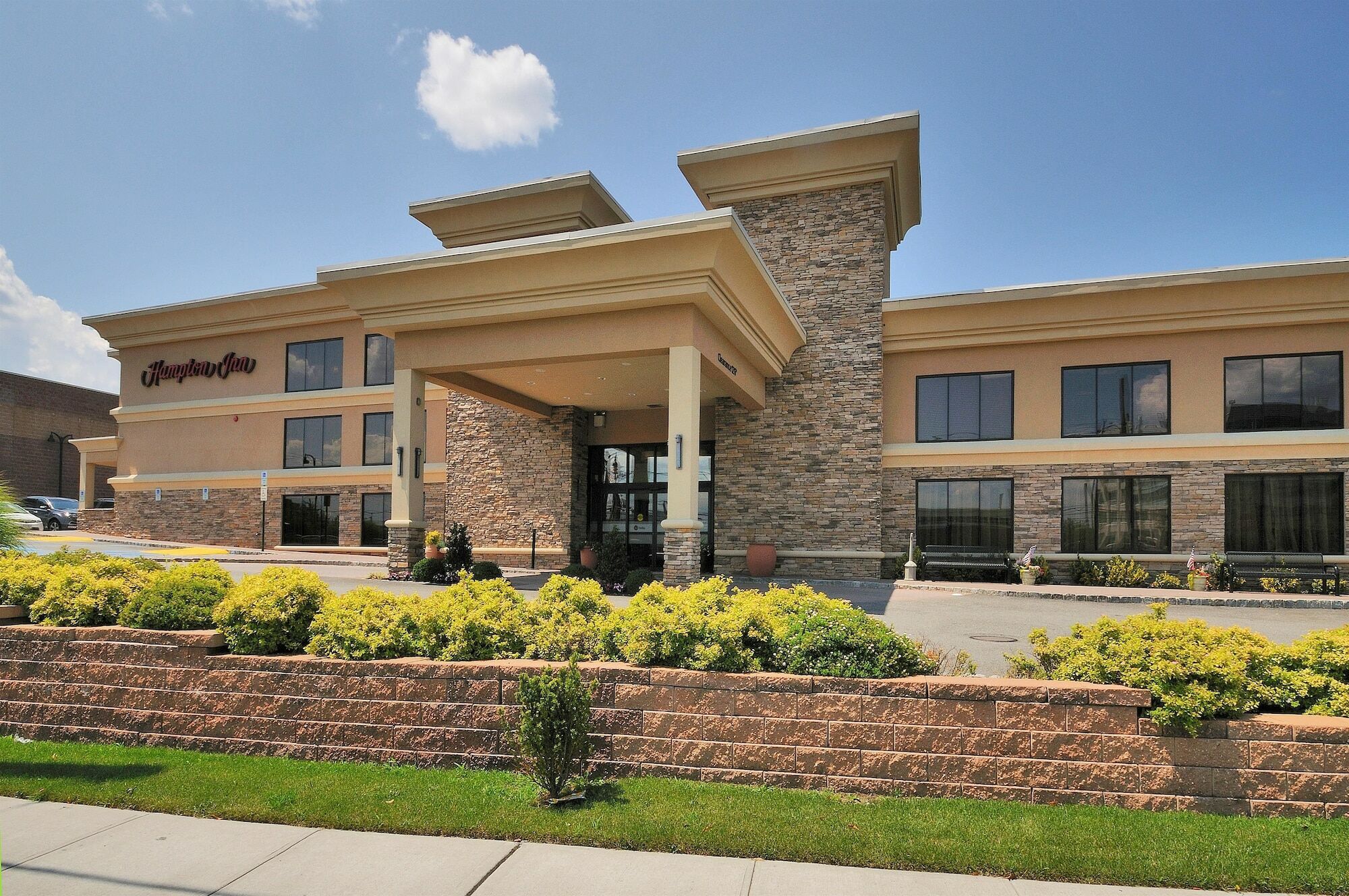 Hampton Inn Jericho - Westbury Екстериор снимка