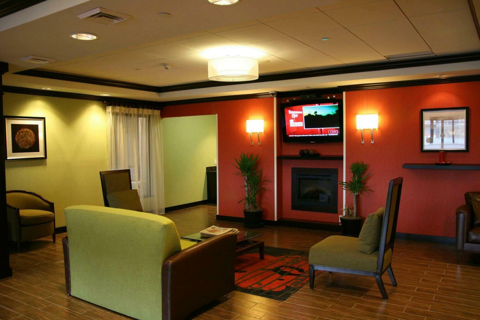 Hampton Inn Jericho - Westbury Интериор снимка