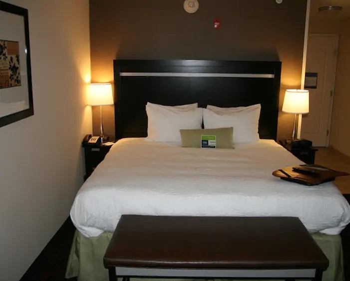 Hampton Inn Jericho - Westbury Екстериор снимка